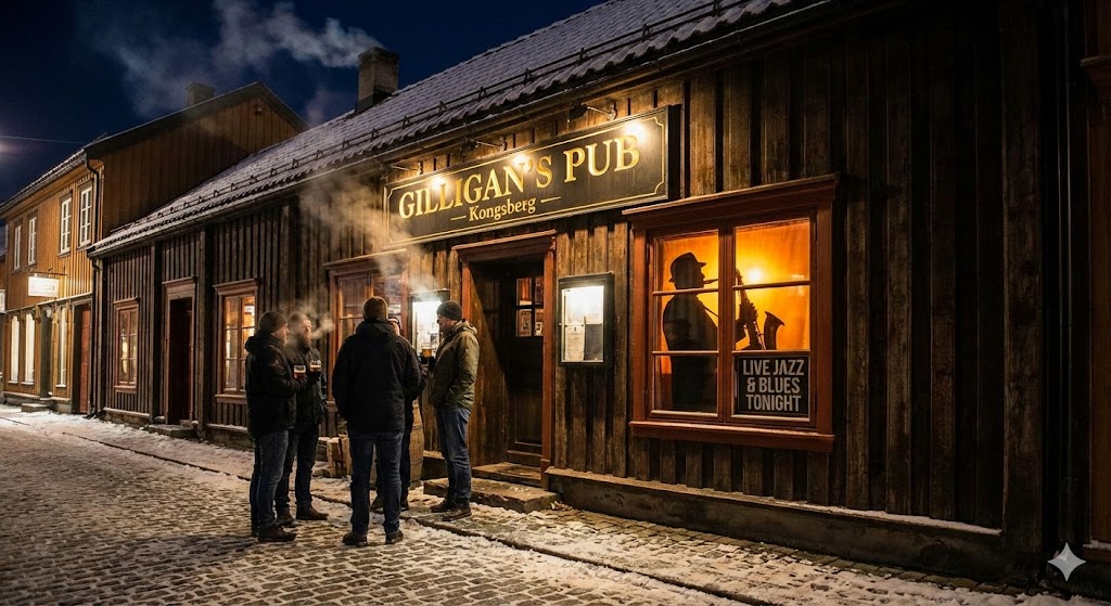 Night exterior of a warm wood-fronted Kongsberg pub used as Trivia & Tunes project atmosphere imagery.